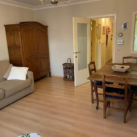 Pierre Place 1 Bedroom 50 Meters To The Beach With Free Parking 아파트 크노케-하이스트