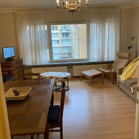 Pierre Place 1 Bedroom 50 Meters To The Beach With Free Parking